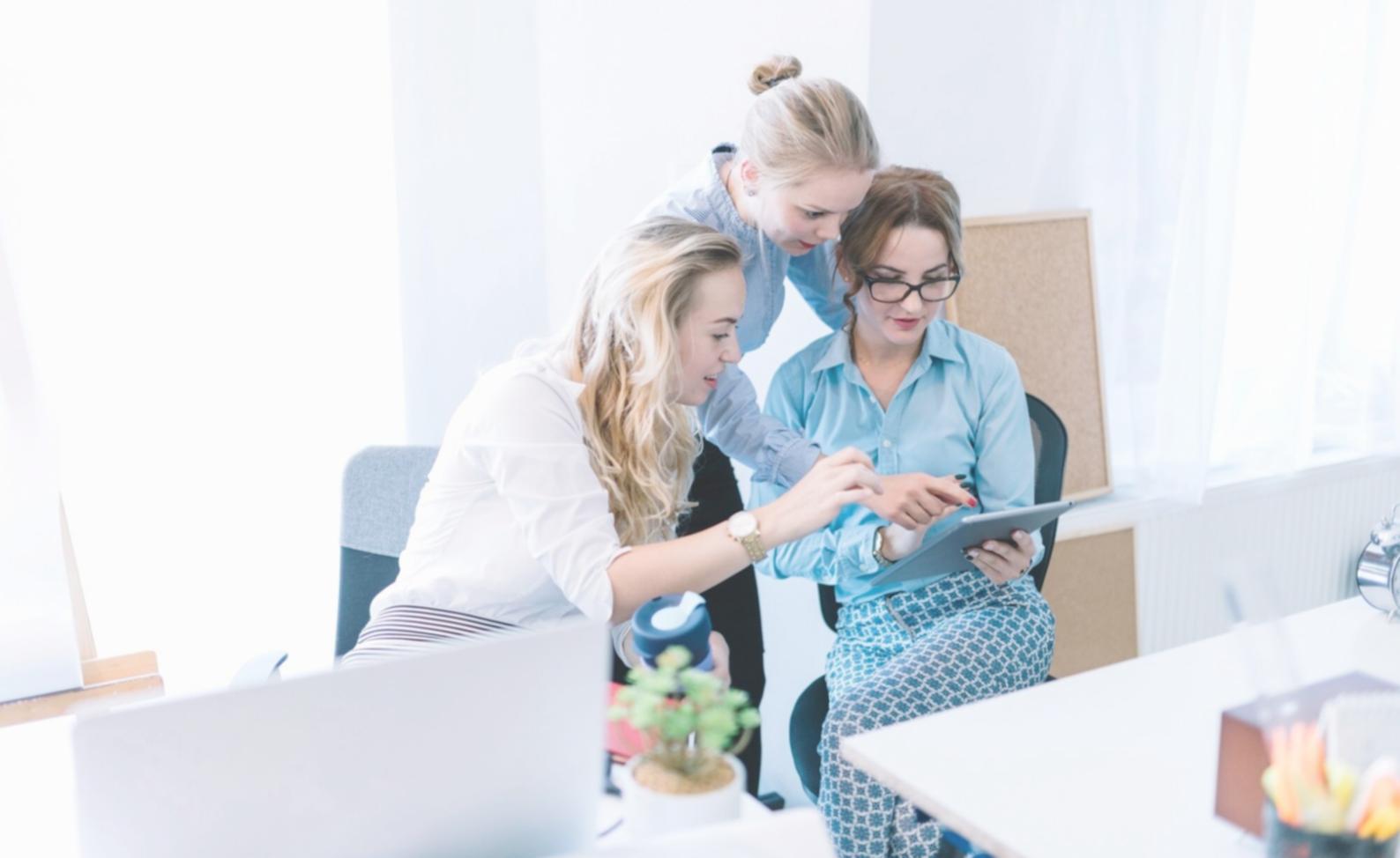 Detailed comparative financial analysis methodology