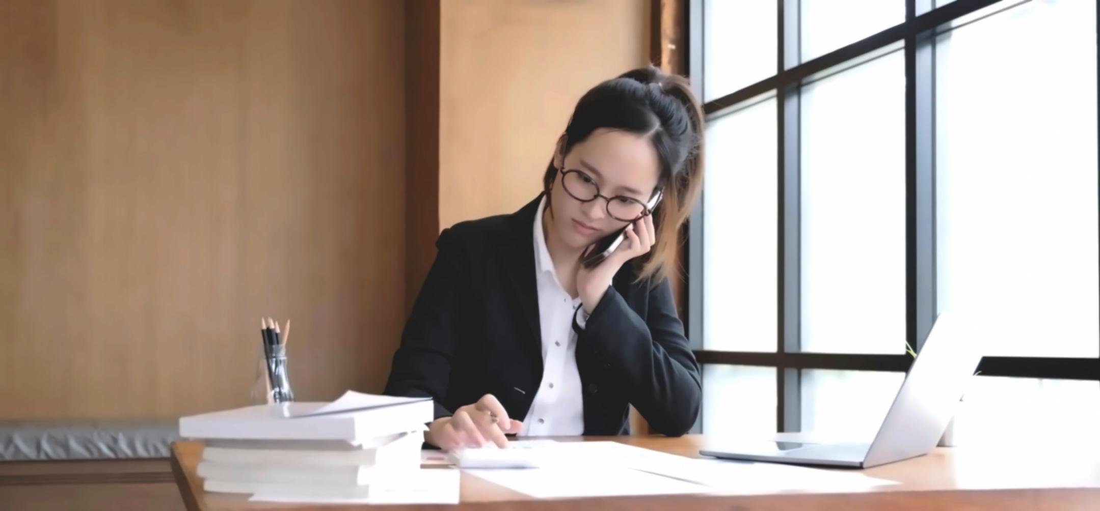 Detailed financial comparison dashboard